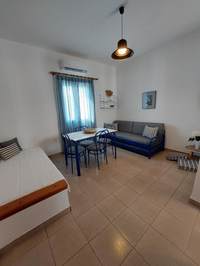 Paros Reppas House "Portes" Buitenkant foto