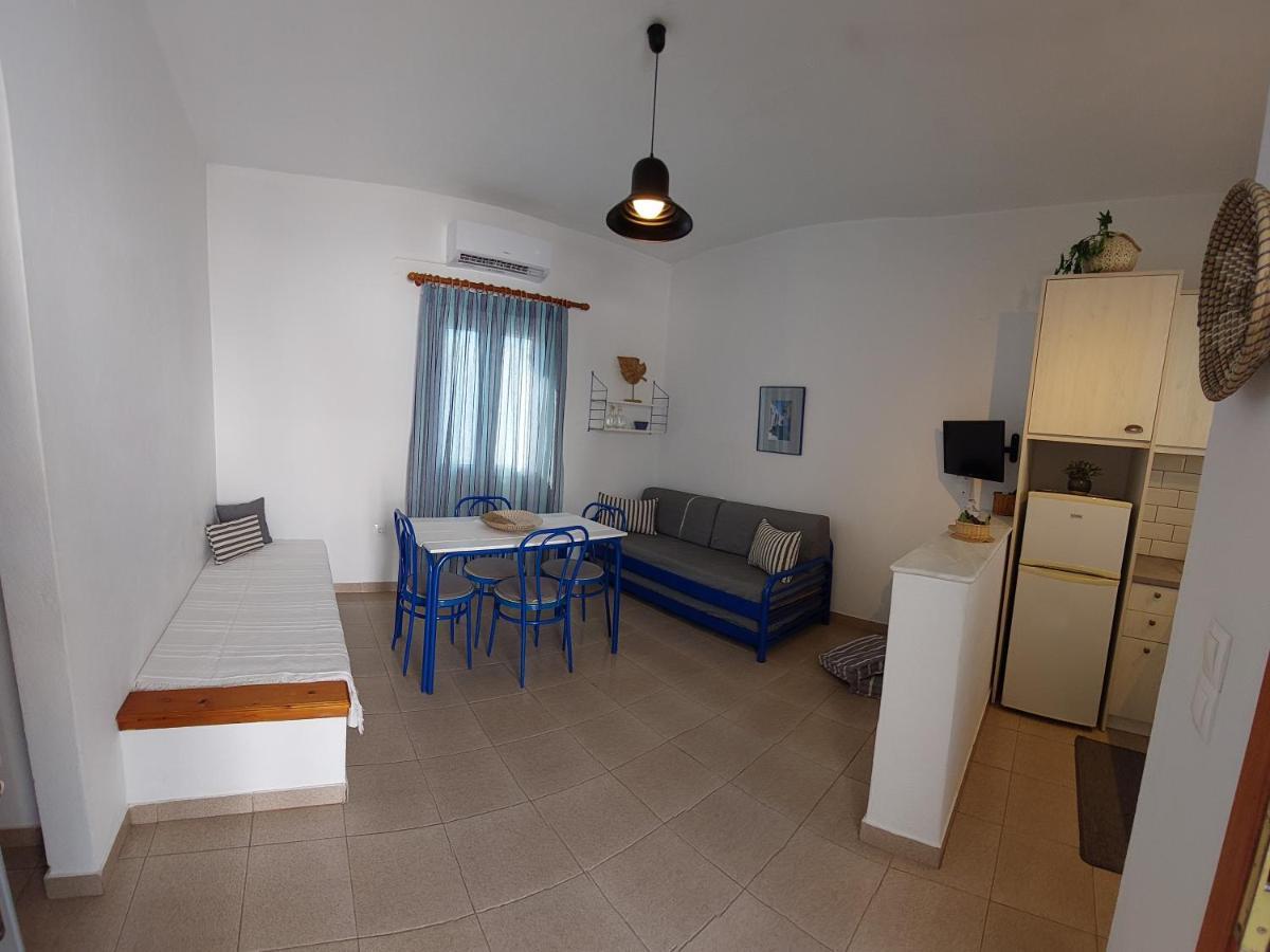 Paros Reppas House "Portes" Buitenkant foto